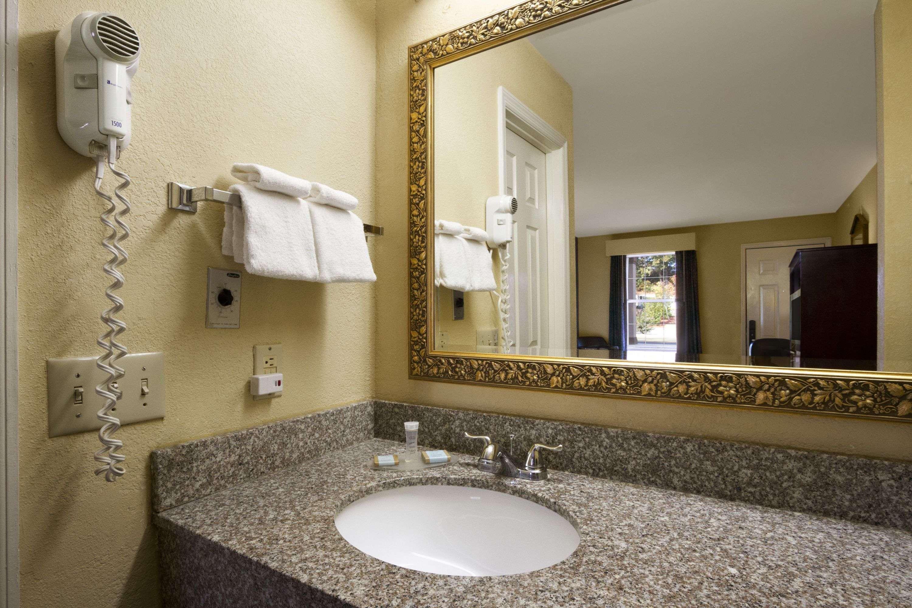 Quality Inn Covington Exterior foto